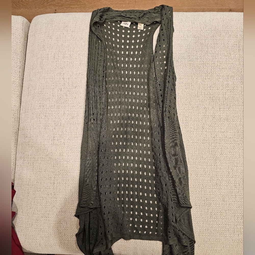 Daytrip Large Olive Green Vest